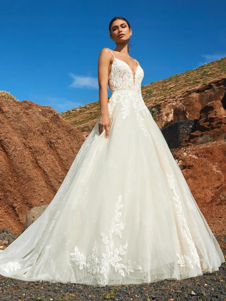 【2023年モデル】Pronovias Mingsha 7〜11号 編み上げ 2023年モデル】Pronovias Mingsha 7〜11号 編み上げ