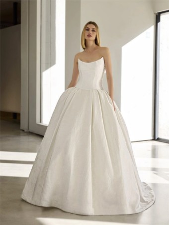 Pronovias #Valley #0 default thumbnail