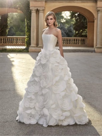 Privee by Pronovias #Celis #0 Off White thumbnail