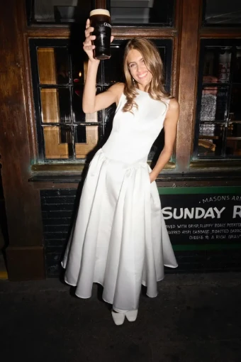 By Watters Annie #31334 #0 thumbnail