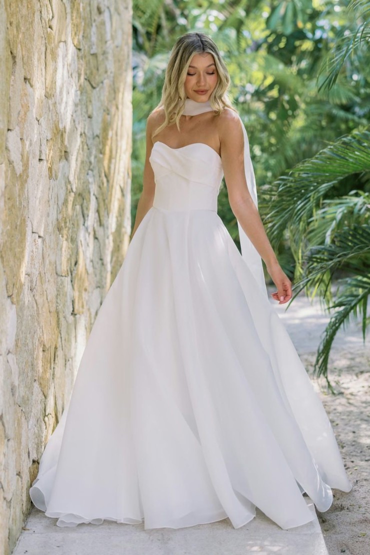 halter dress wedding Juliette Satin | Made-To-Order creating a luxurious and No Split SIZE:5 Bridal Capes | Wedding